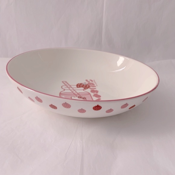 Sanrio Hello Kitty Strawberry Milk Ceramic Dinner Pasta Bowl - Picture 2 of 5